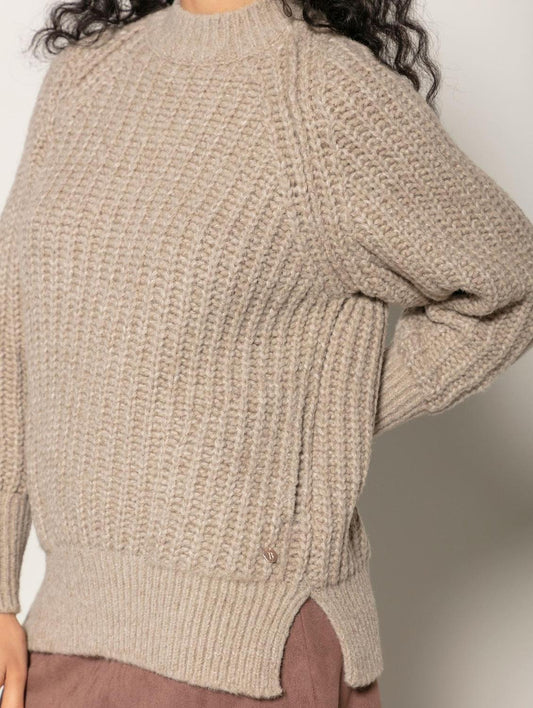 Blusa com decote redondo e mangas de cava raglan Biamar