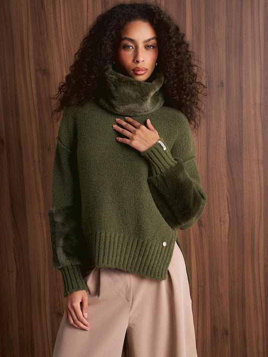 Blusa com gola removível e manga em pele fake Biamar