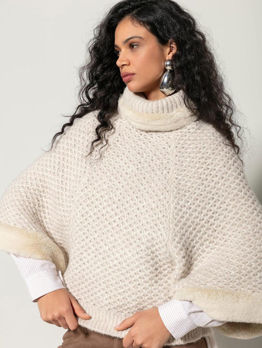 Capa em trama detalhada com pele fake Biamar