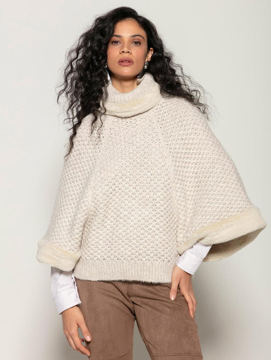 Capa em trama detalhada com pele fake Biamar