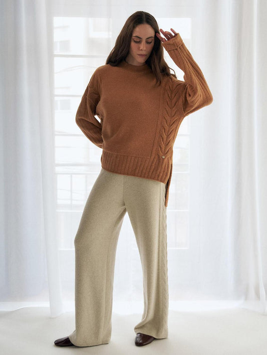 Blusa alongada com detalhe em trança e canelado Biamar